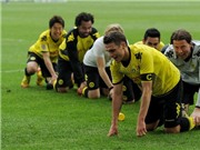 Bóng đá anh, ngoại hạng anh, lịch thi đấu euro 2012, Dortmund: Đĩa bạc và kỷ lục